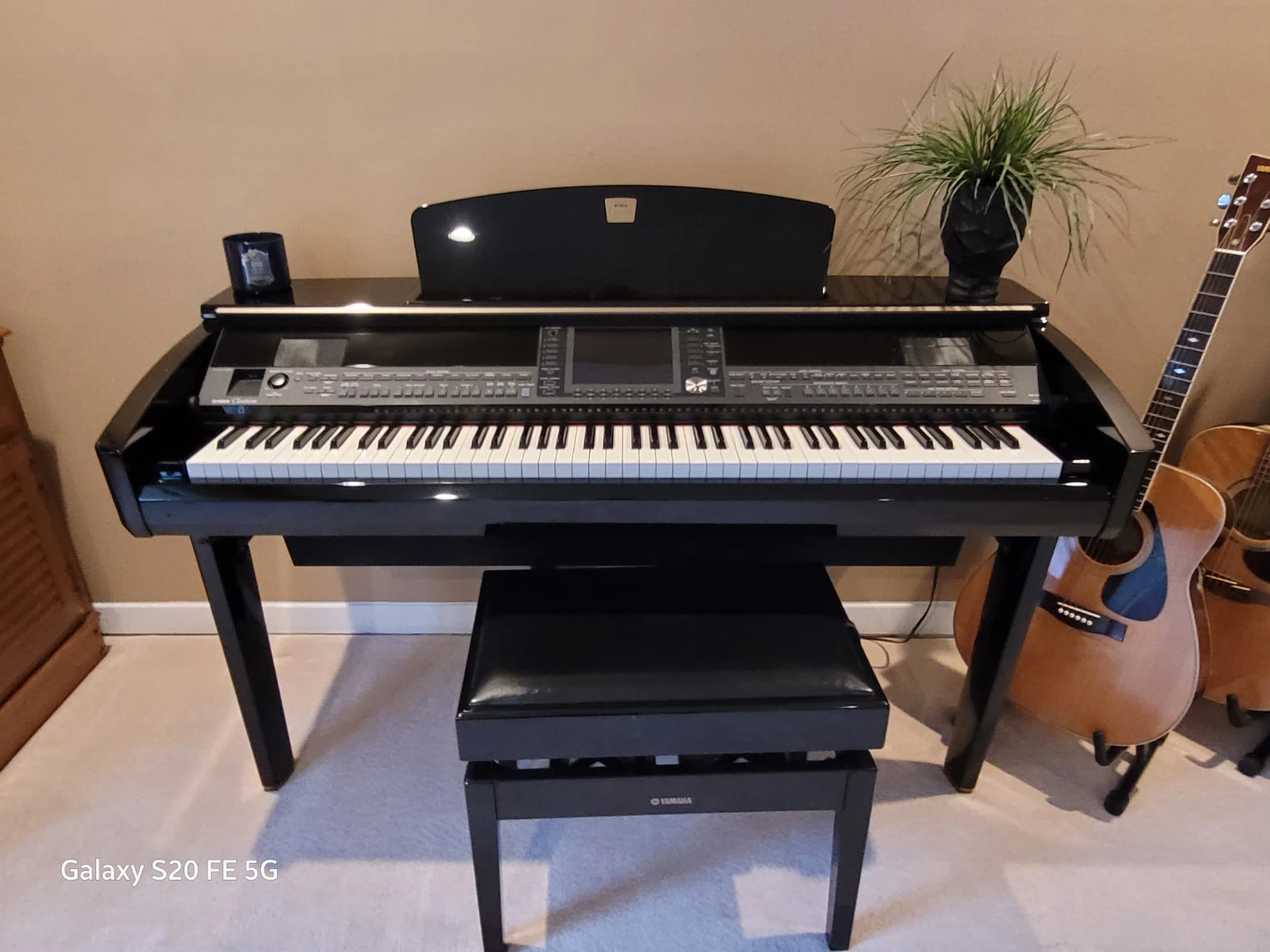 Yamaha Clavinova CVP-409 Digital Piano