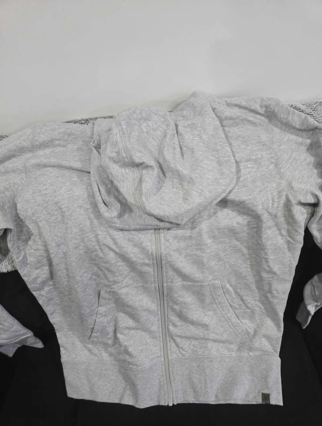 From Hats - Jackets- Sweaters - Shoes ! - photo 5