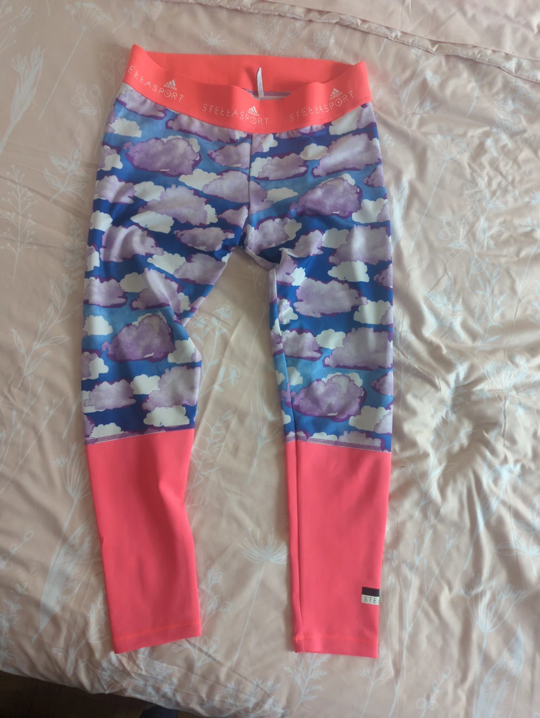 Adidas StellaSport Cloud Print Athletic Top & Leggings Set - photo 3