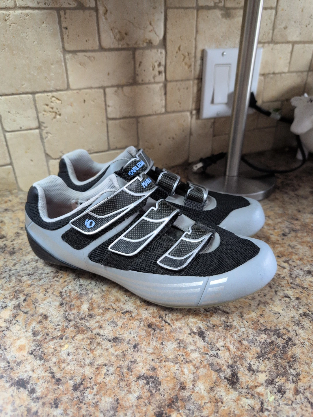 Pearl Izumi Women's Vagabond R4 Cycling Shoes