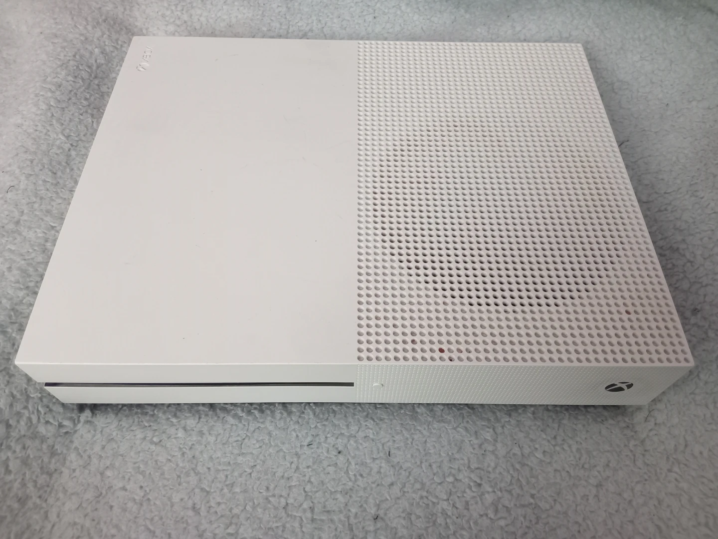 White Xbox One S Console - photo 2