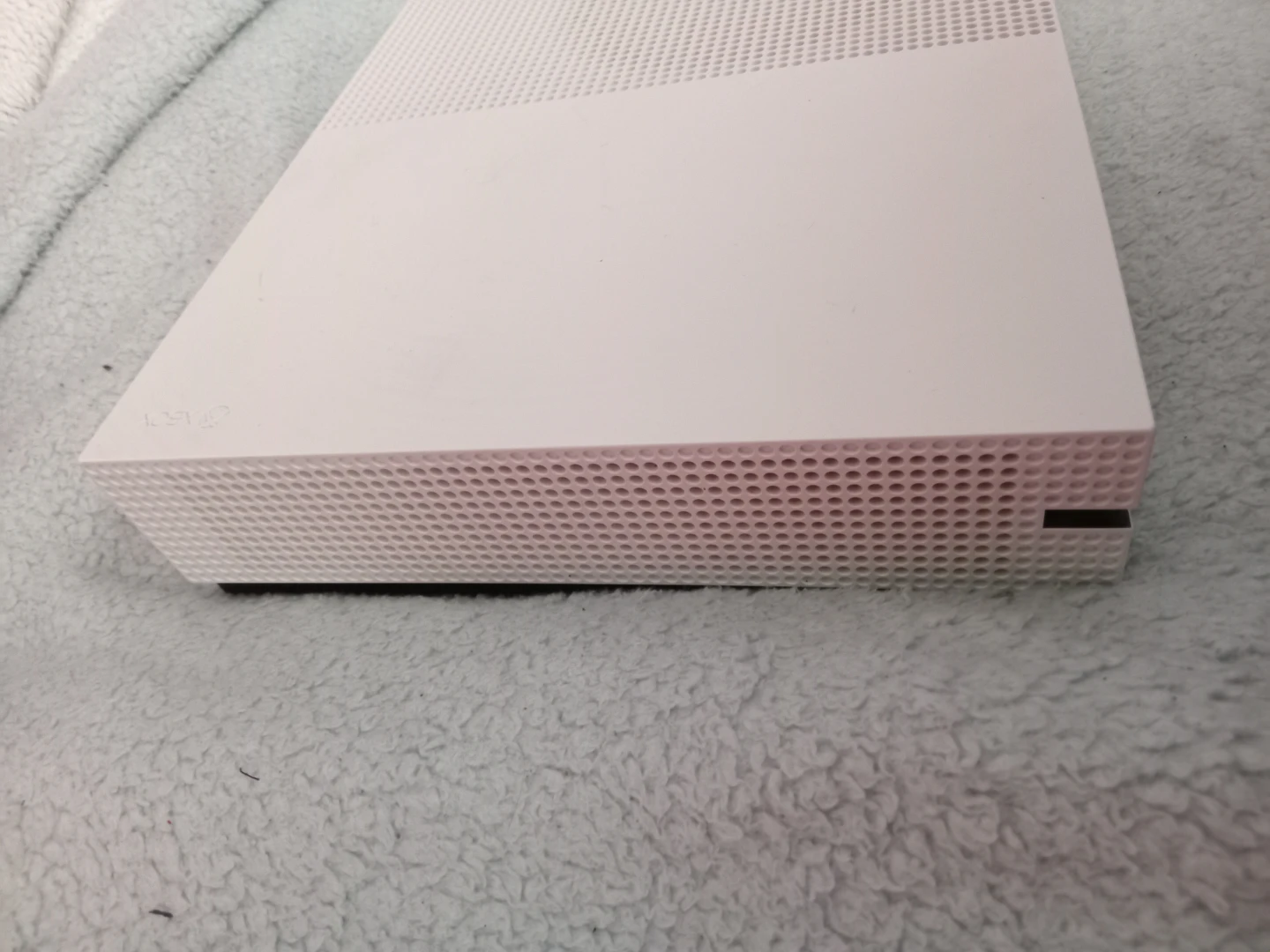 White Xbox One S Console - photo 5