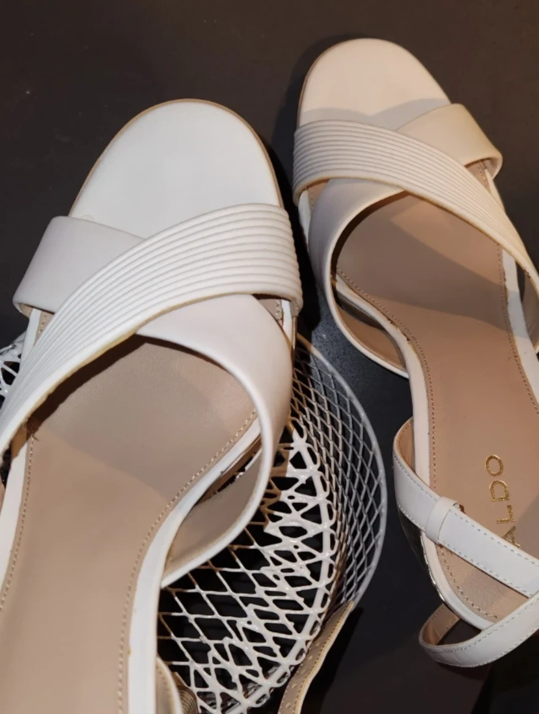 ALDO Women's White Strappy Wedge Sandals Size 10 - photo 3