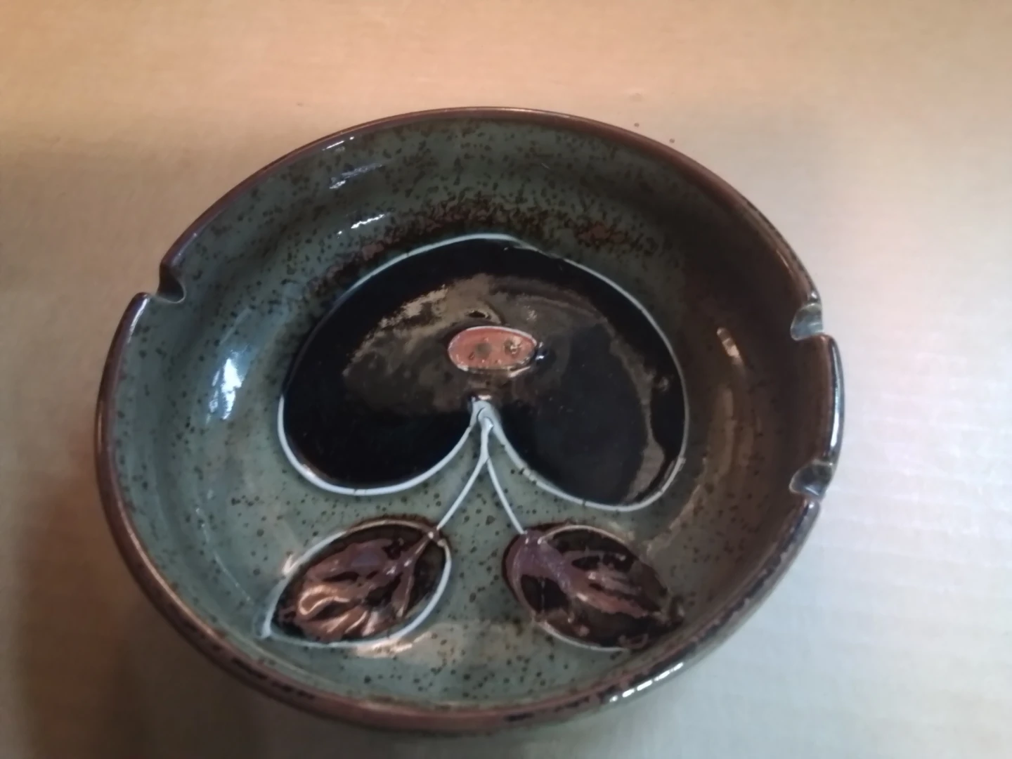 Vintage Speckled Stoneware Ashtray With Apple Design 6.25" - photo 4