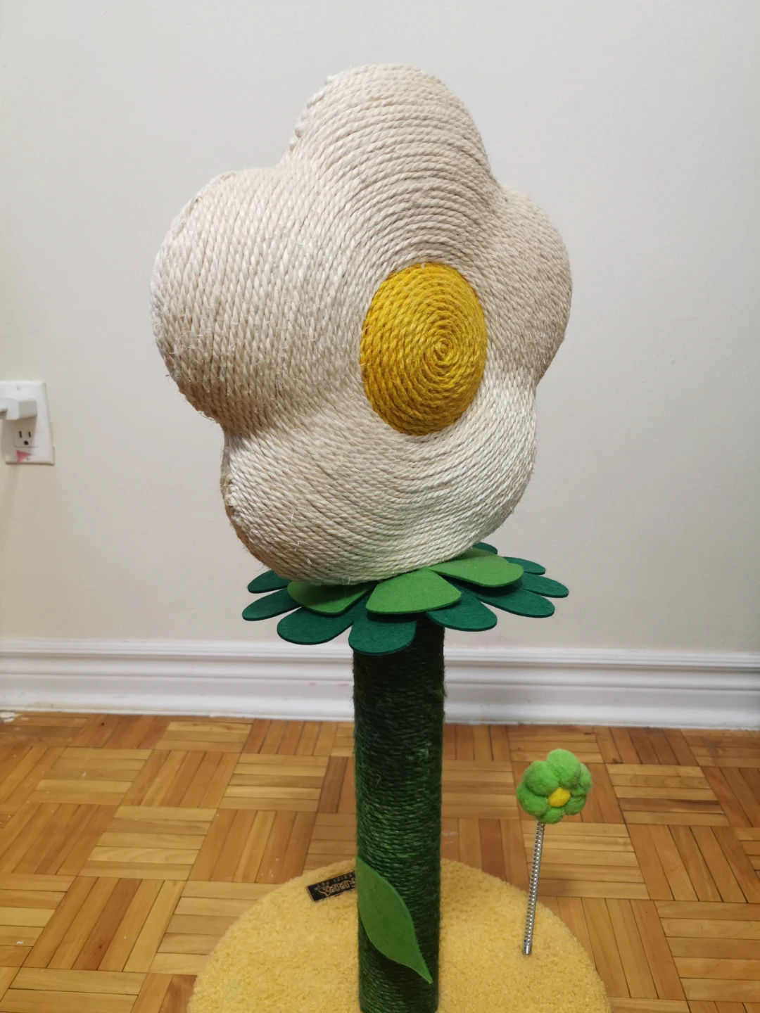 Flower Cat Scratcher Post - photo 4
