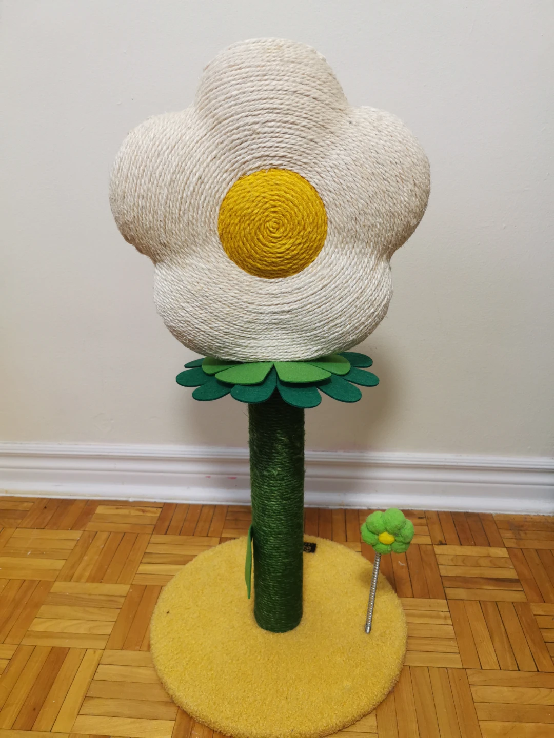 Flower Cat Scratcher Post - photo 5