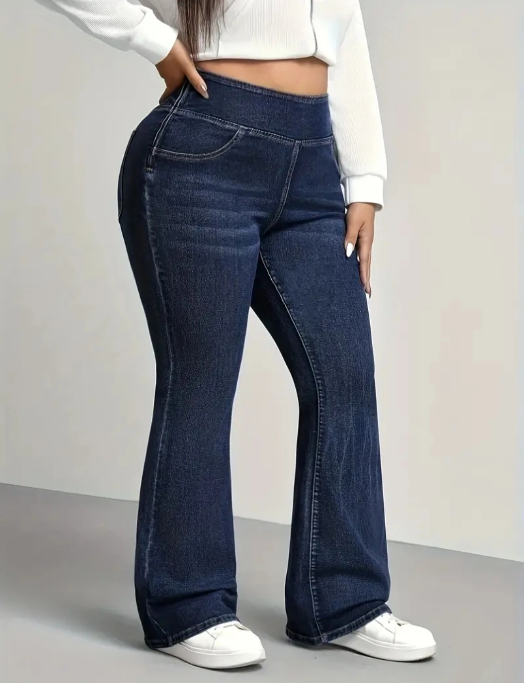 Curve & Plus Dark Wash Flared Jeans Size 18 - photo 3