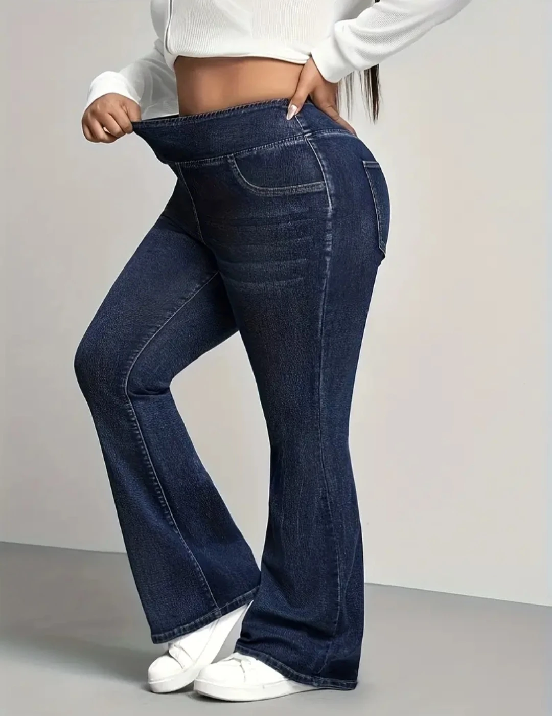 Curve & Plus Dark Wash Flared Jeans Size 18 - photo 5
