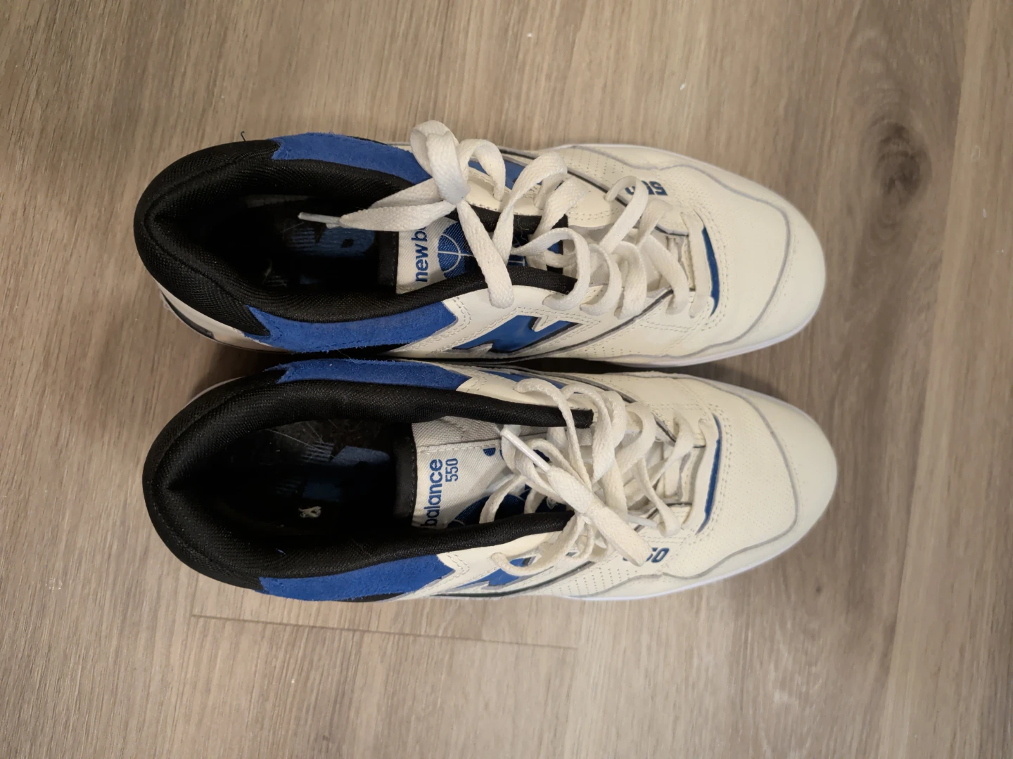 New Balance 550 White Blue Sneakers
