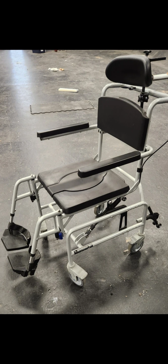 Horizon Tilt Power Plus Mobility Commode - photo 5