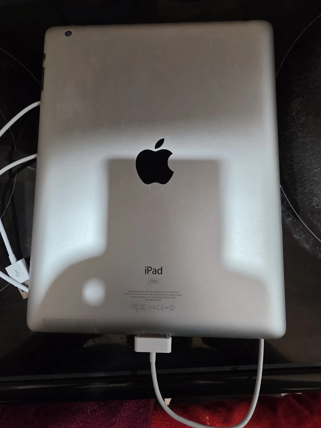 Apple iPad 16GB - photo 2