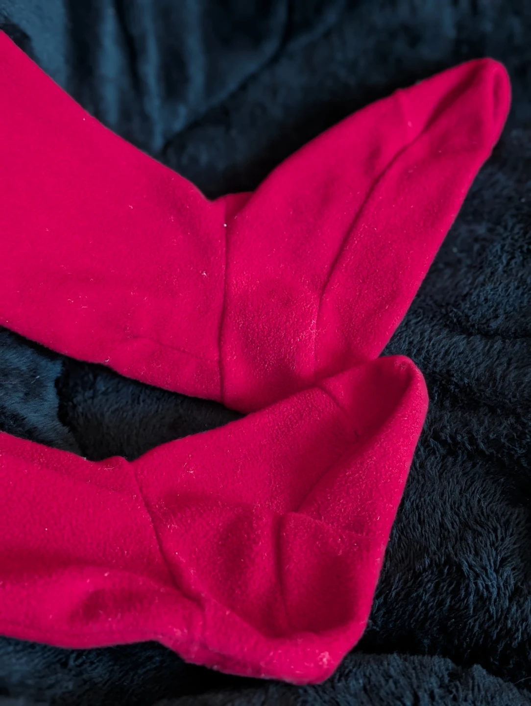 Red Fleece Boot Slippers  or socks 🧡 - photo 3