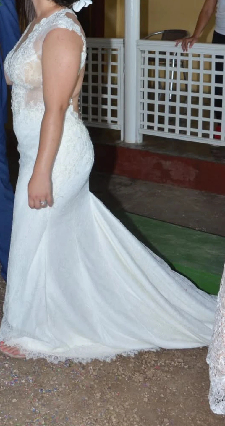 White Lace Dress with Pearl Back Detail - photo 3