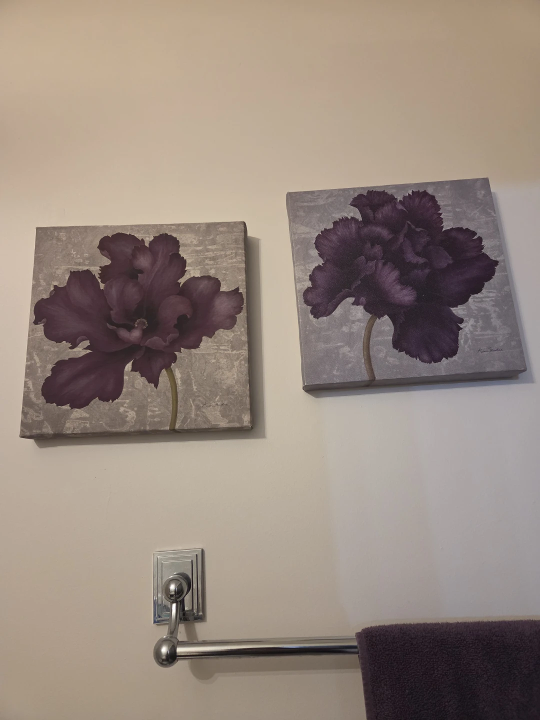 Set of 2 Purple Floral Canvas Wall Art