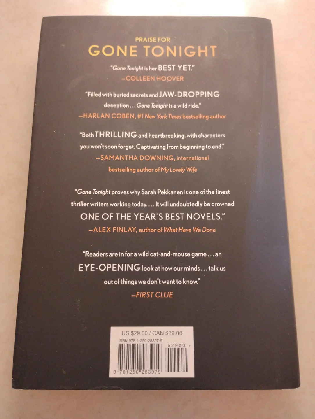 Gone Tonight by Sarah Pekkanen - A Novel - photo 2