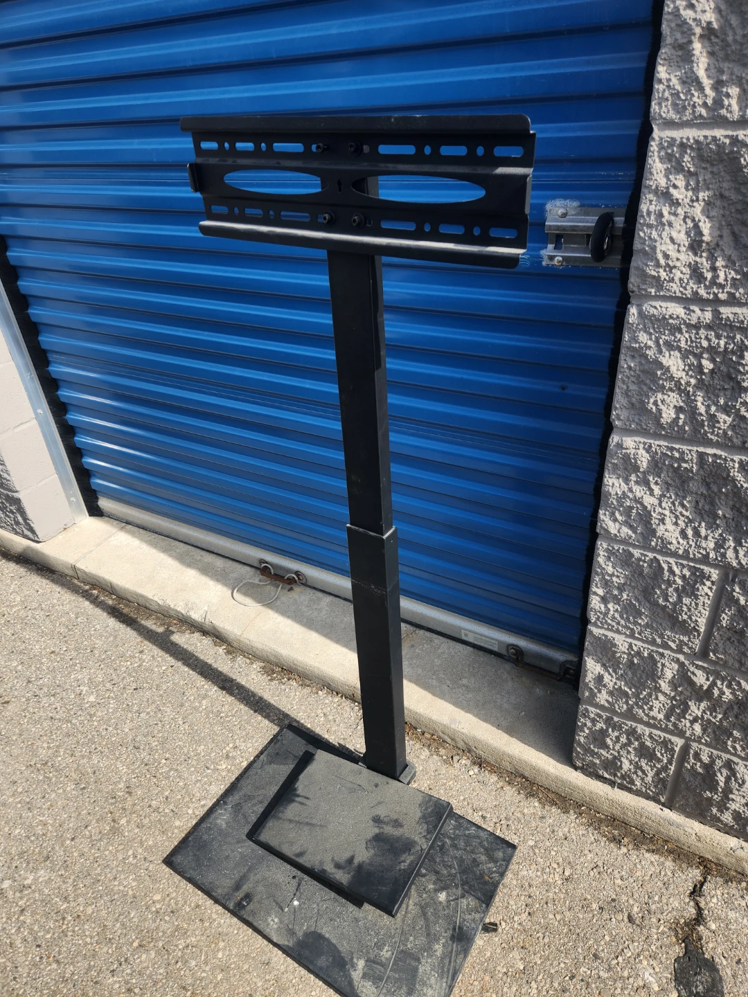 Adjustable Floor TV Stand Mount