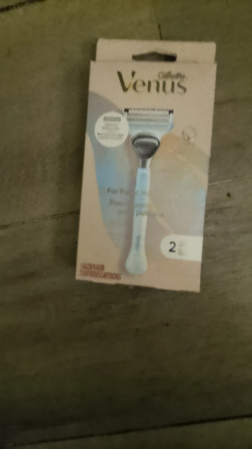 Gillette Venus Razor with 2 Cartridges