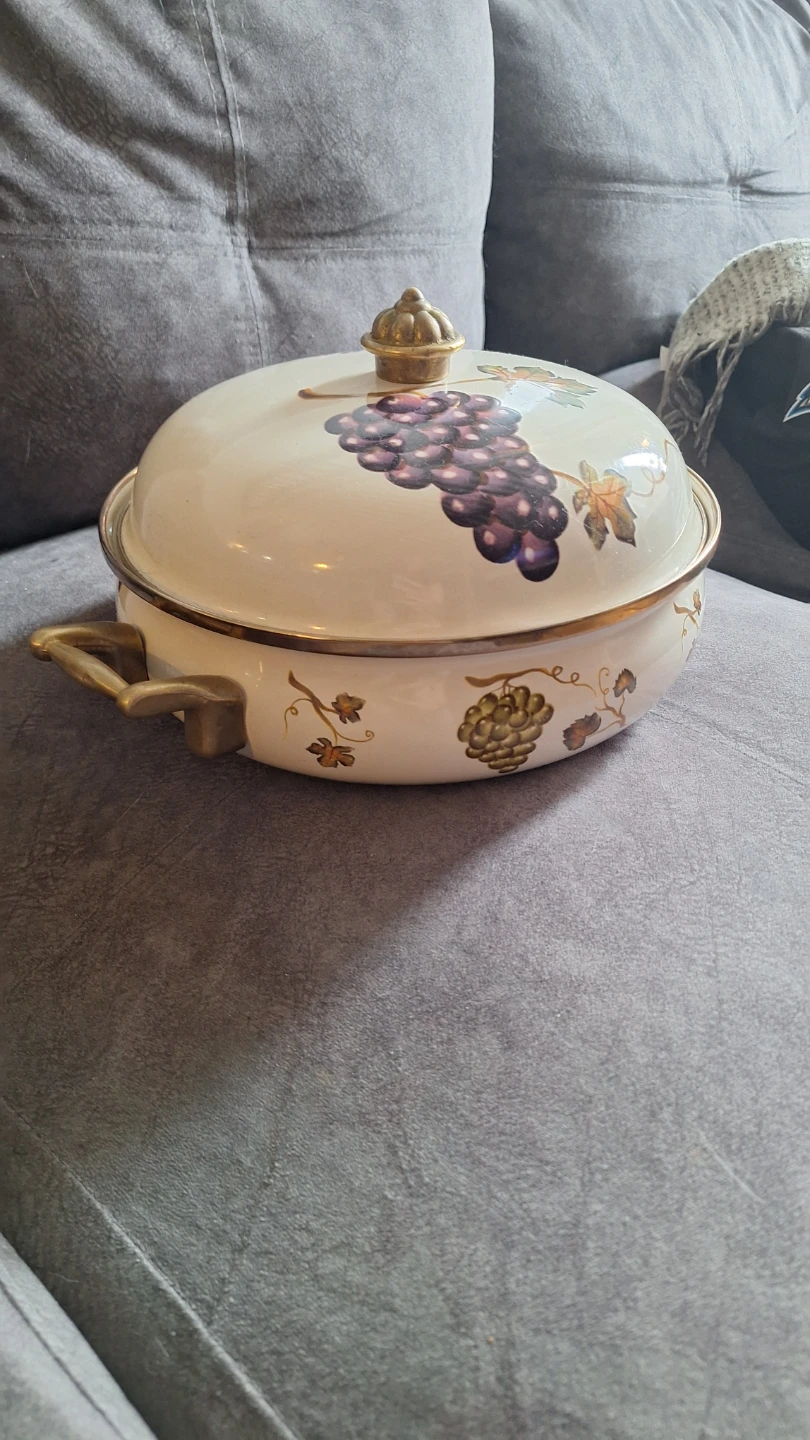 Enamel Casserole Dish with Grape Design
