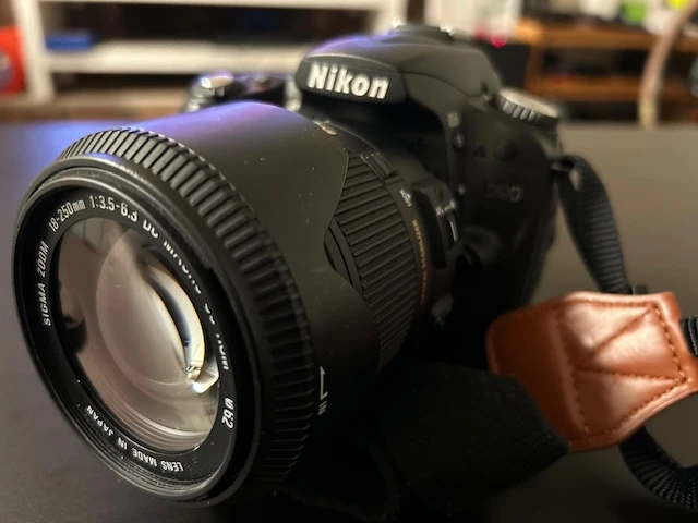Nikon D90 DSLR Camera with Sigma 18-250mm Lens - photo 5