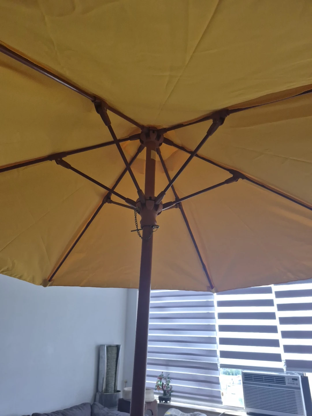 Yellow Market Umbrella 🥕 - photo 3