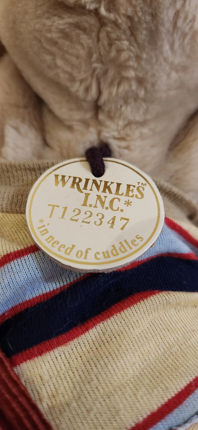 Wrinkles I.N.C. "In Need of Cuddles" Plush Toy - photo 2