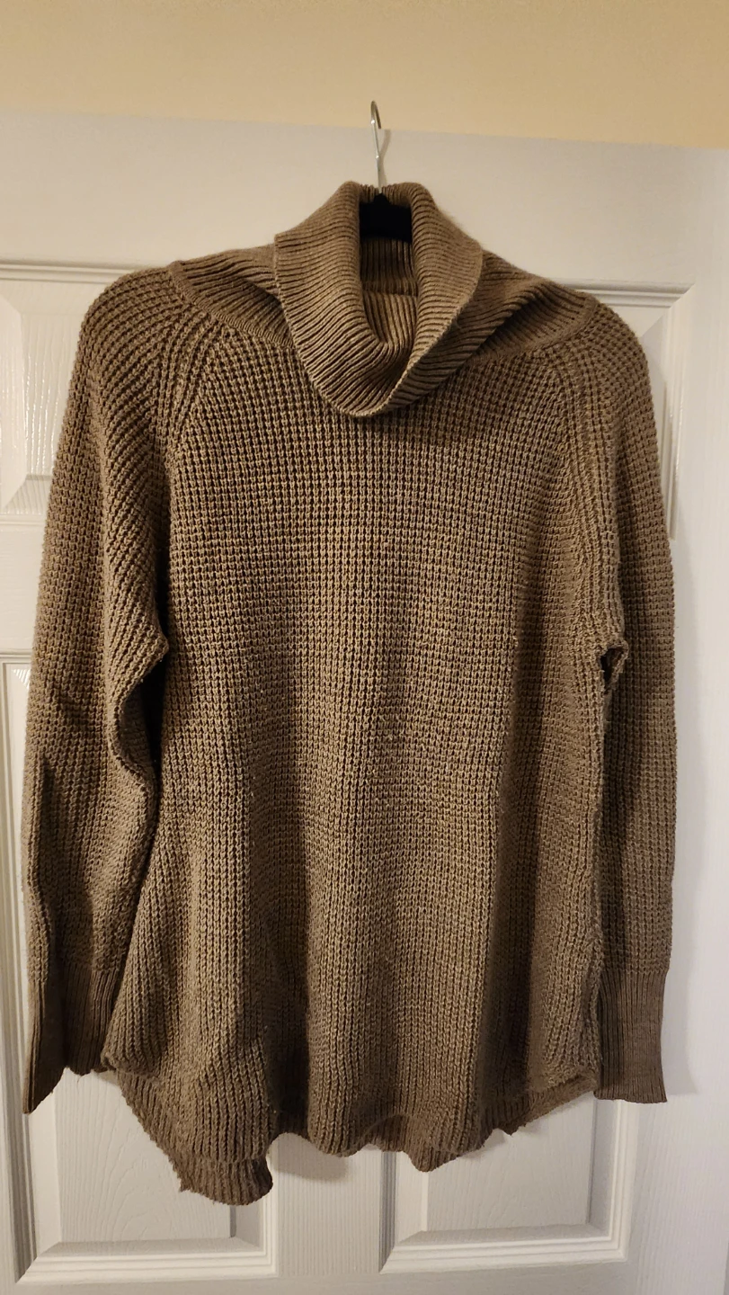 Seven Sisters Turtleneck Sweater