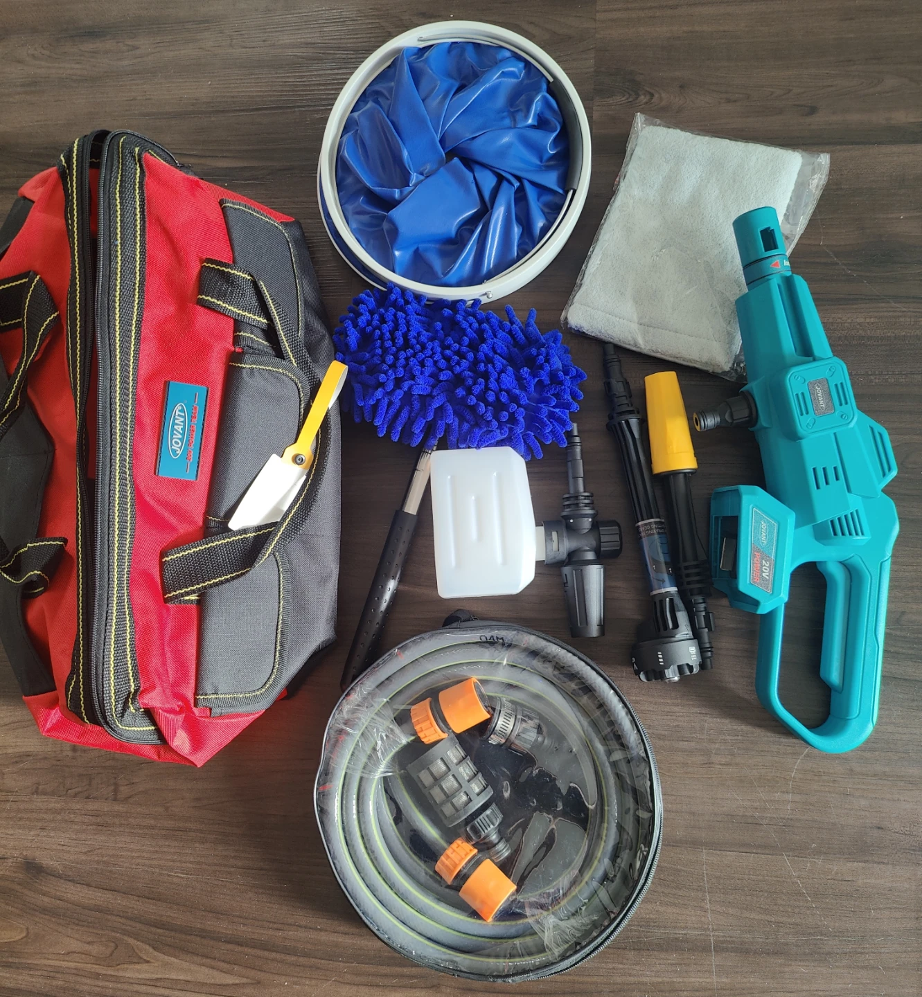 Portable Cordless Pressure Washer Kit