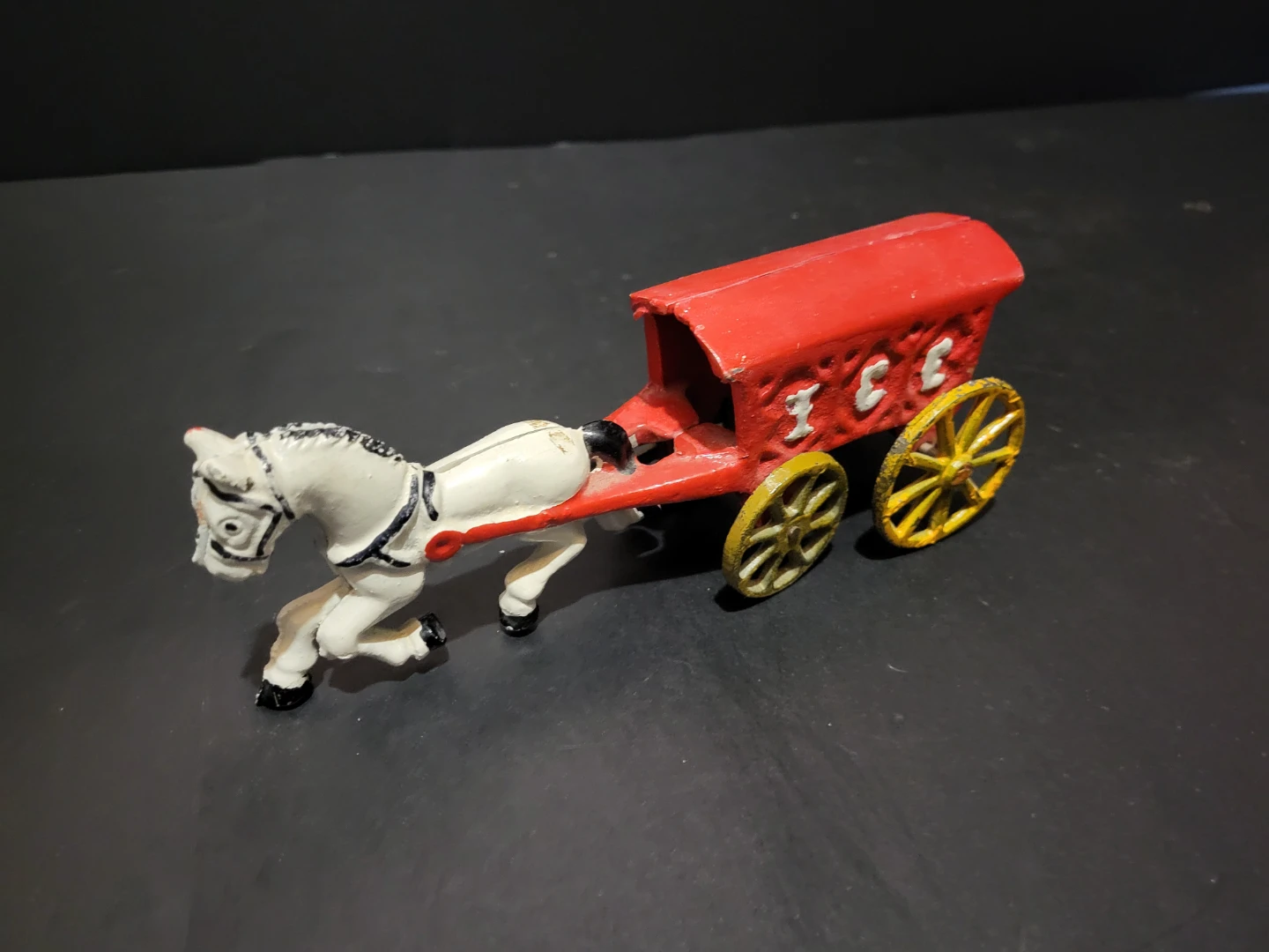 Vintage Cast Iron Horse and Carriage Toy