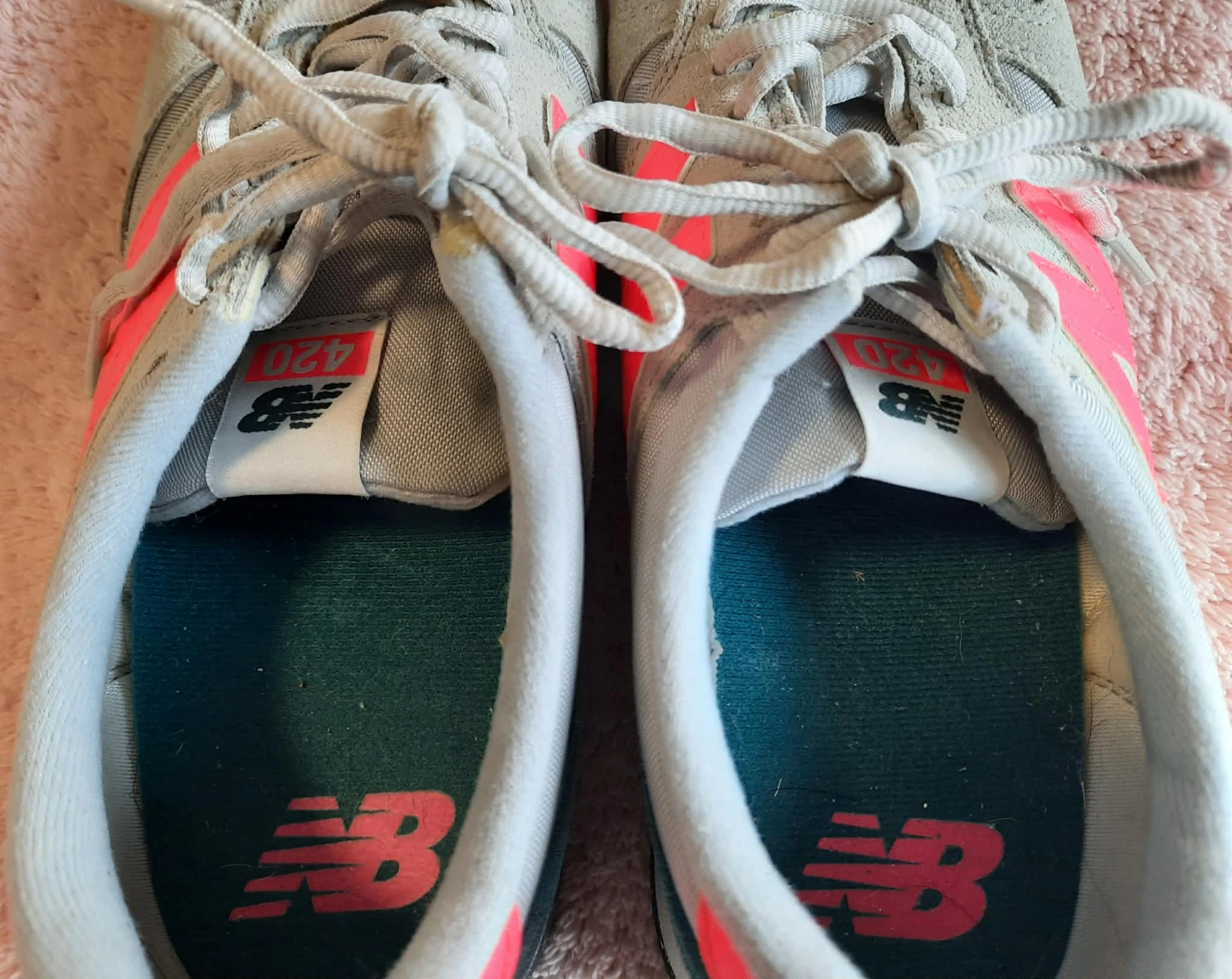New Balance 420 Grey Pink Suede Sneakers[size9] - photo 3