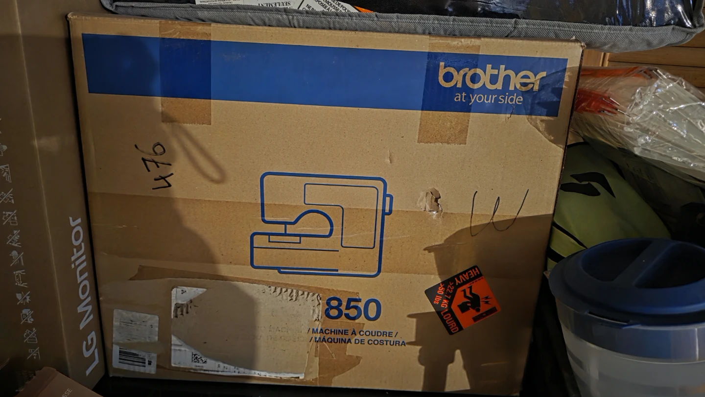 Brother HC1850 Computerized Sewing and Quilting Machine
