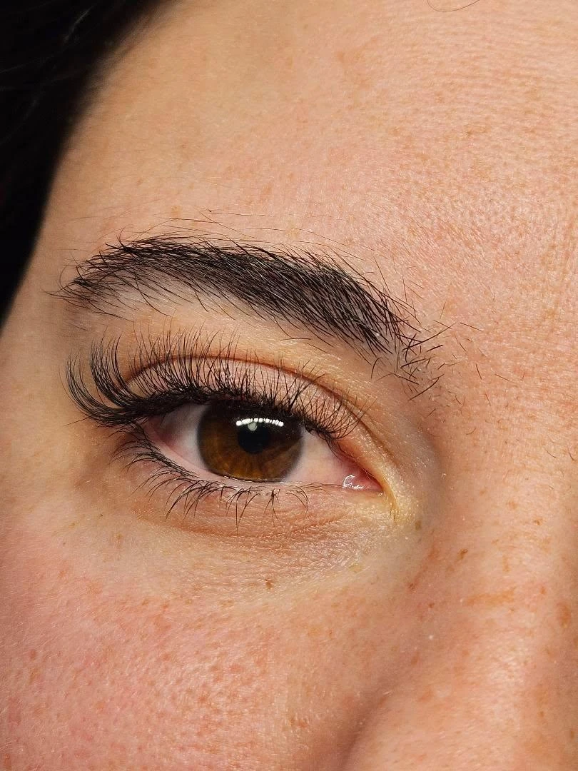 Light Precision Eyelash Extension Set — 1.5 Hours - photo 2