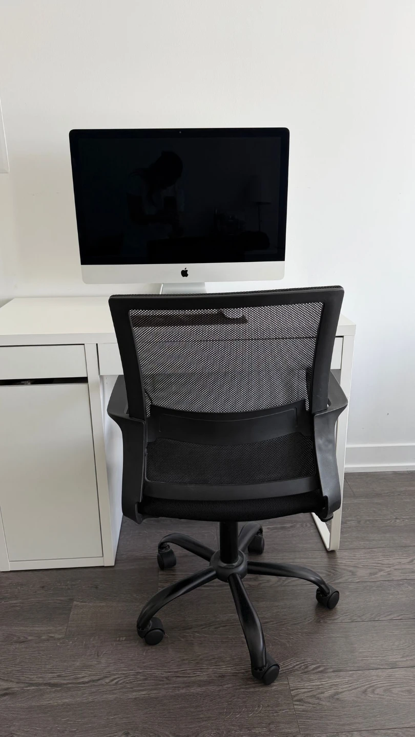 Black Mesh Office Chair - photo 2