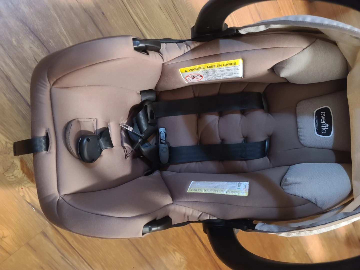 Evenflo Infant Car Seat with Comfort Insert