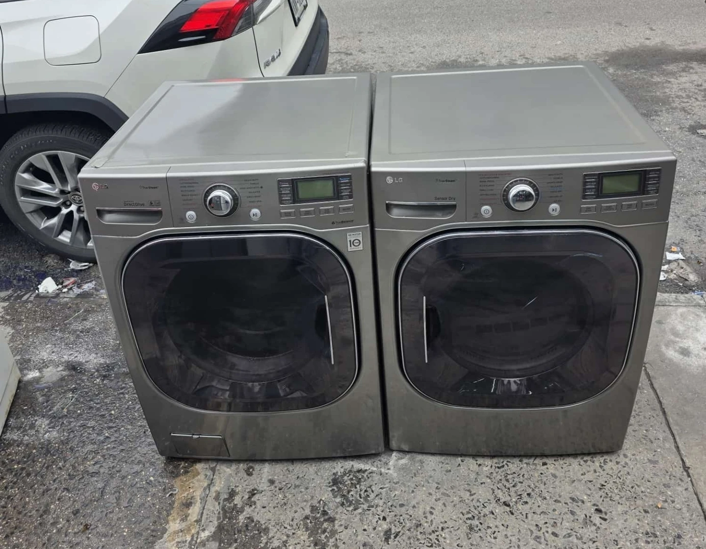 LG 27in washer and dryer set