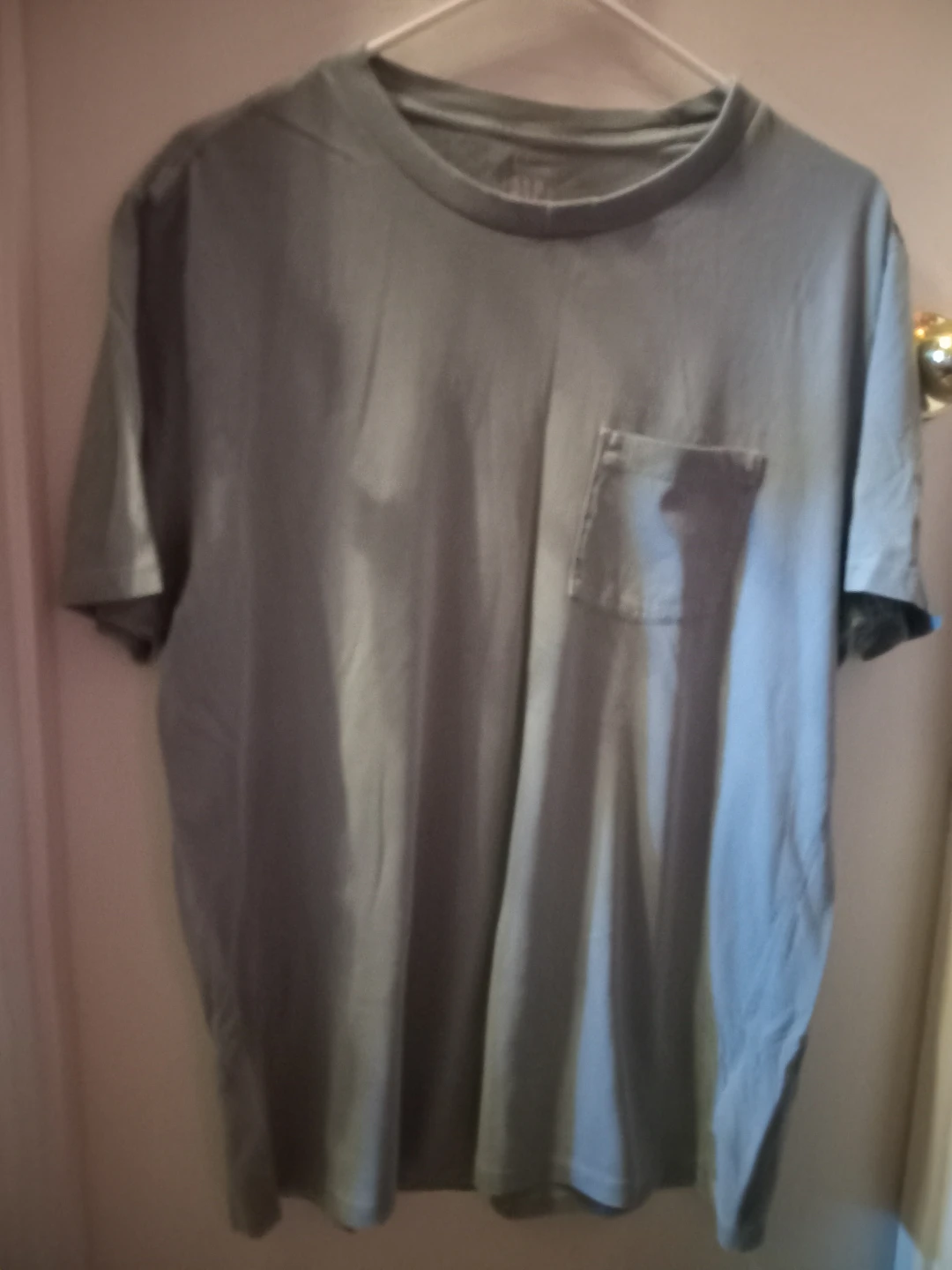 GAP Pocket T-Shirt - Large