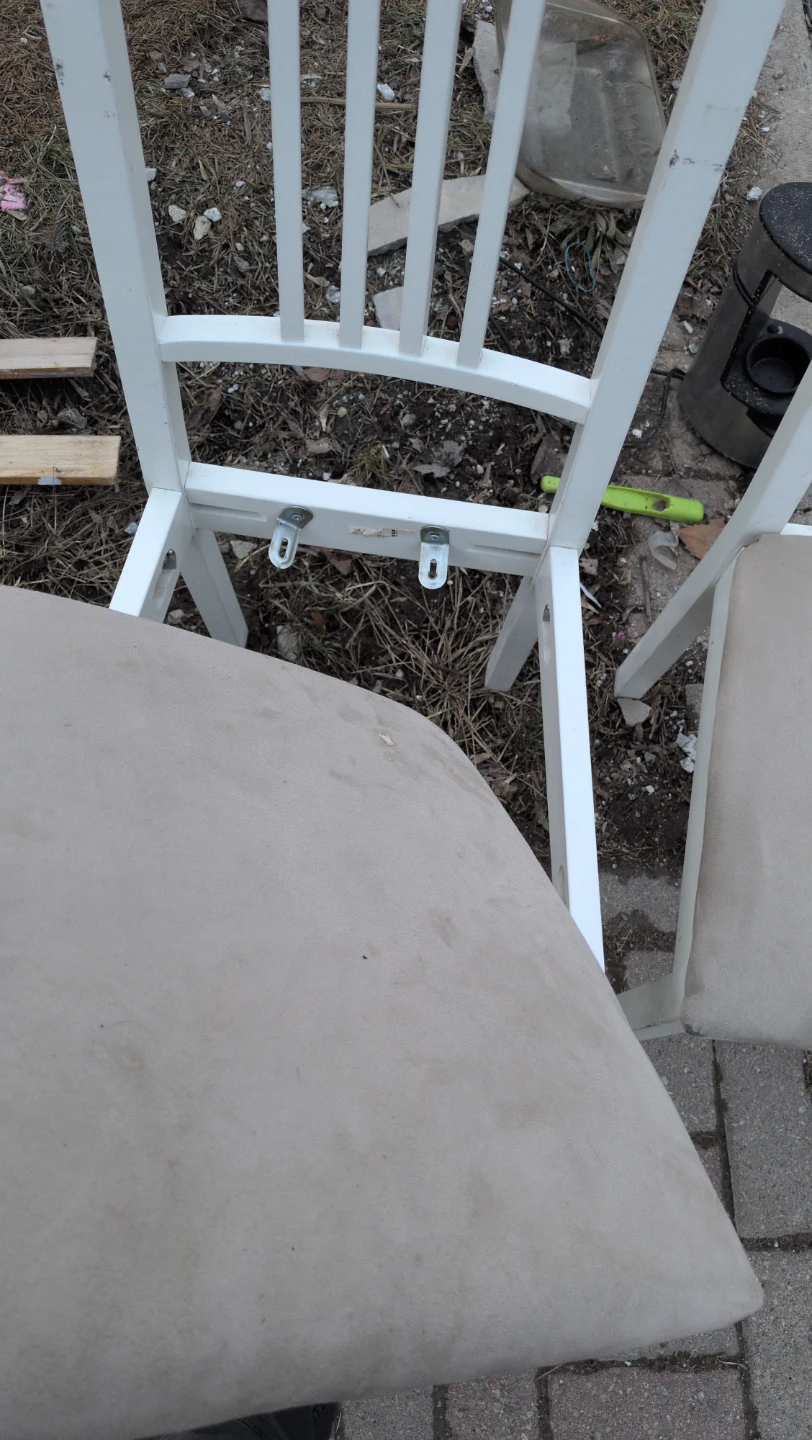 Set of 2 White IKEA Dining Chairs 🥕 - photo 3