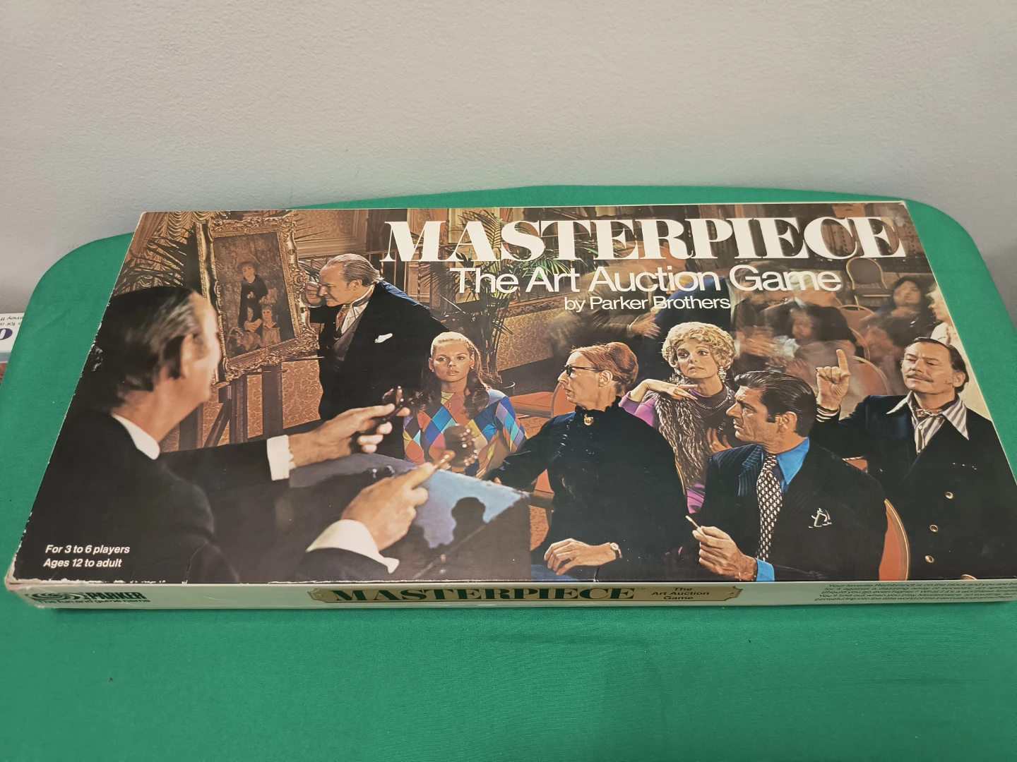 Masterpiece: The Art Auction Game by Parker Brothers Board Game