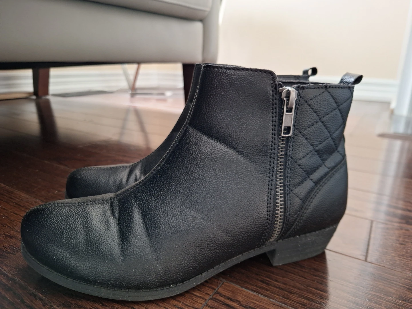 Joe Fresh Black Ankle Boots - photo 3