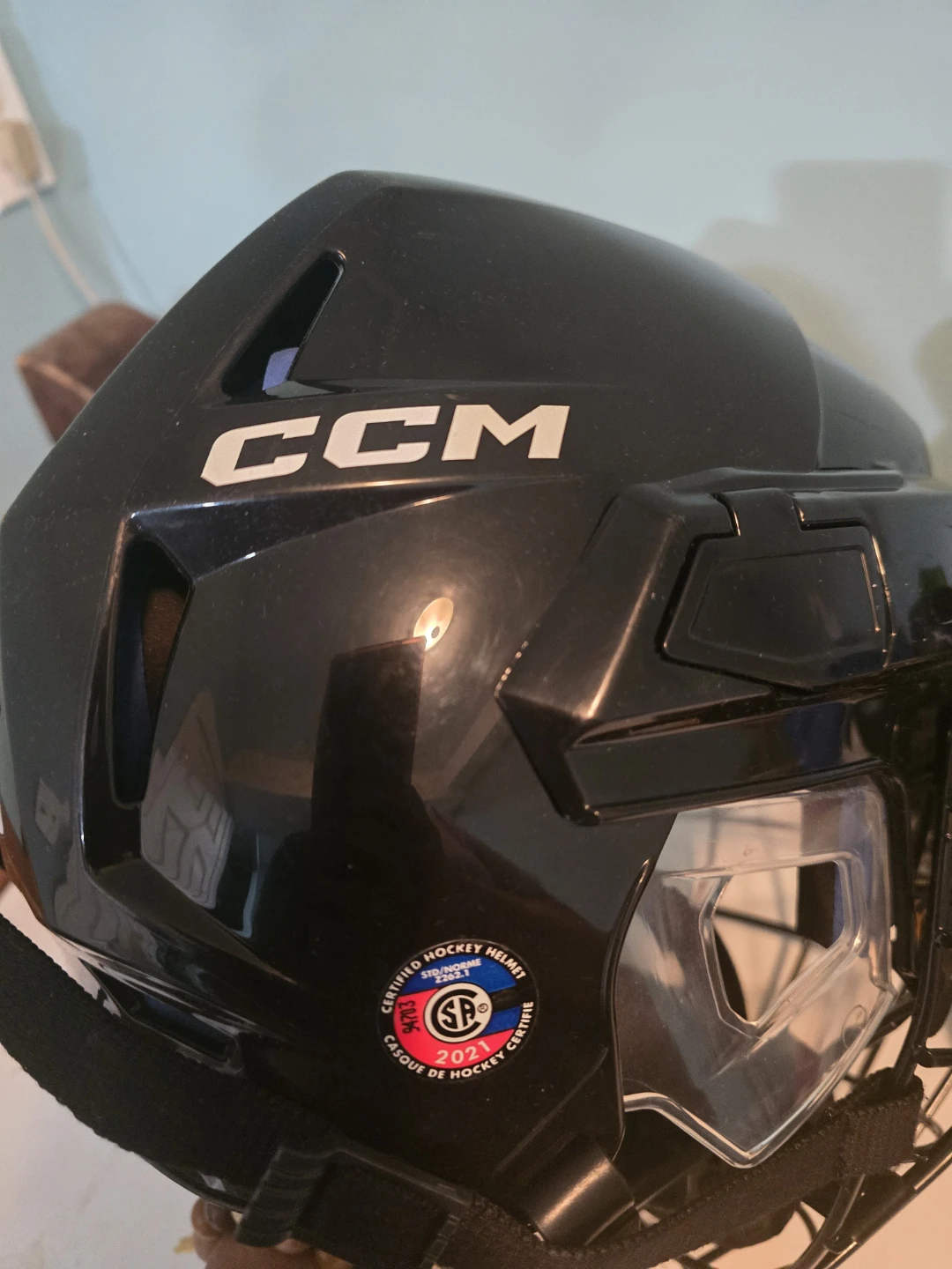 CCM Hockey Skates and Helmet Combo - photo 2