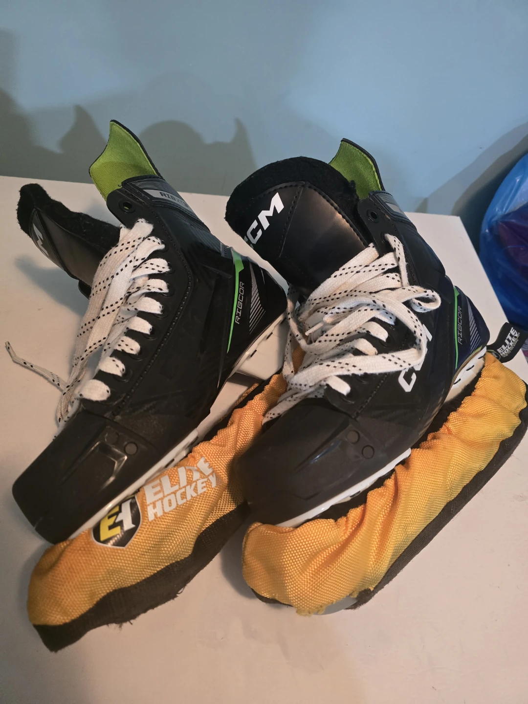 CCM Hockey Skates and Helmet Combo - photo 3