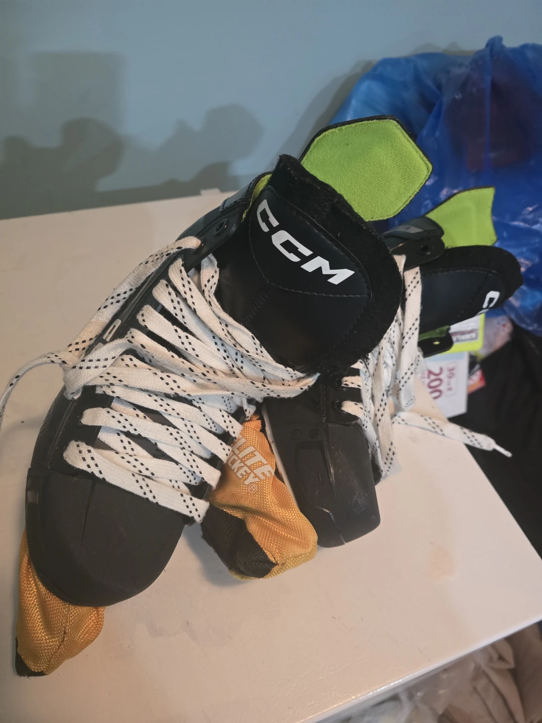CCM Hockey Skates and Helmet Combo - photo 5