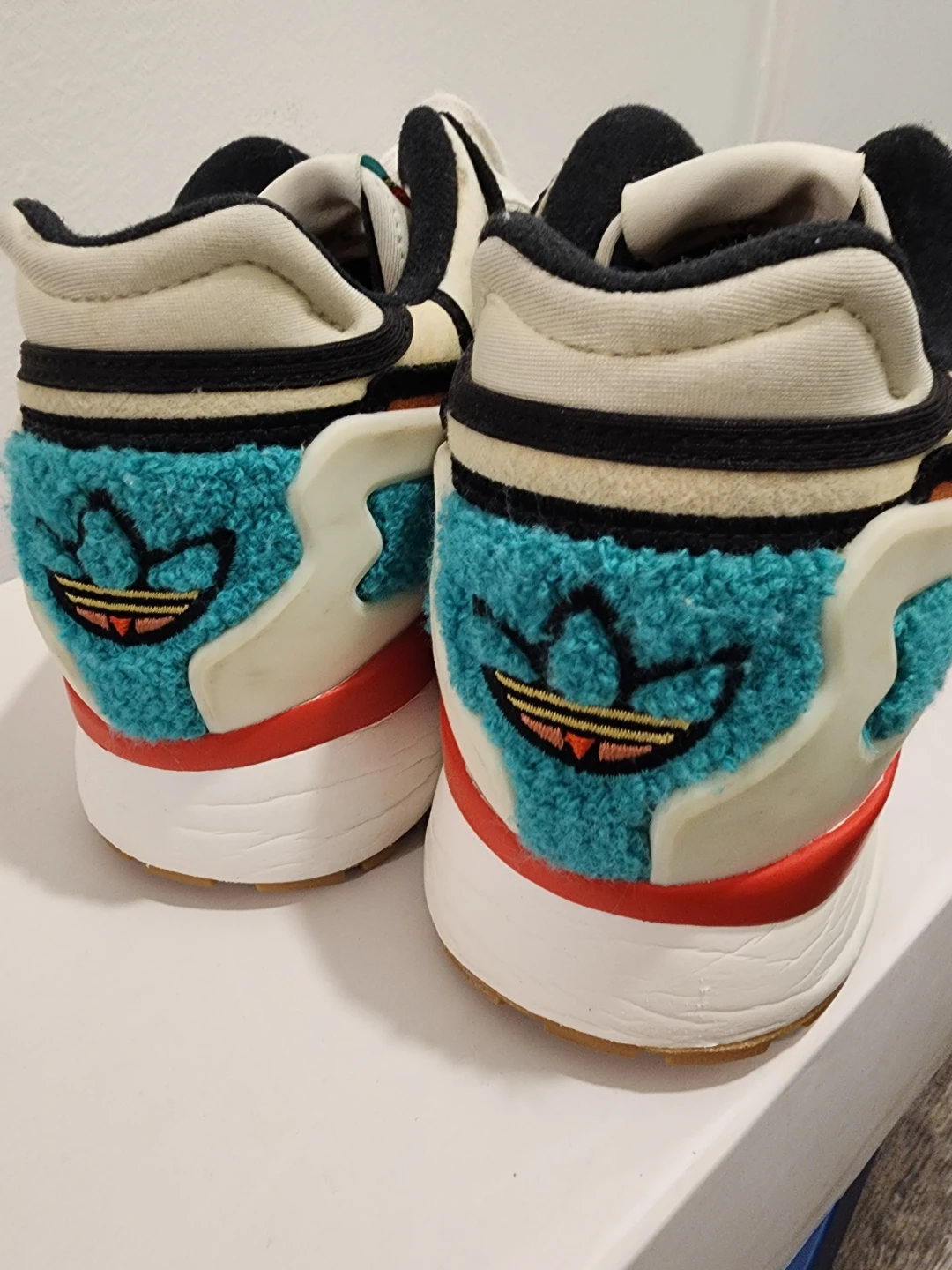 Pre owned/used Adidas ZX 10000 "Krusty Burger" - photo 3