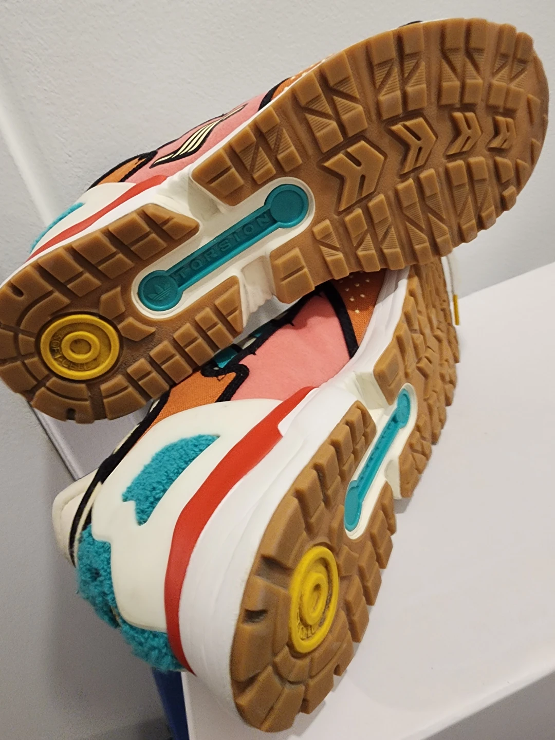 Pre owned/used Adidas ZX 10000 "Krusty Burger" - photo 5