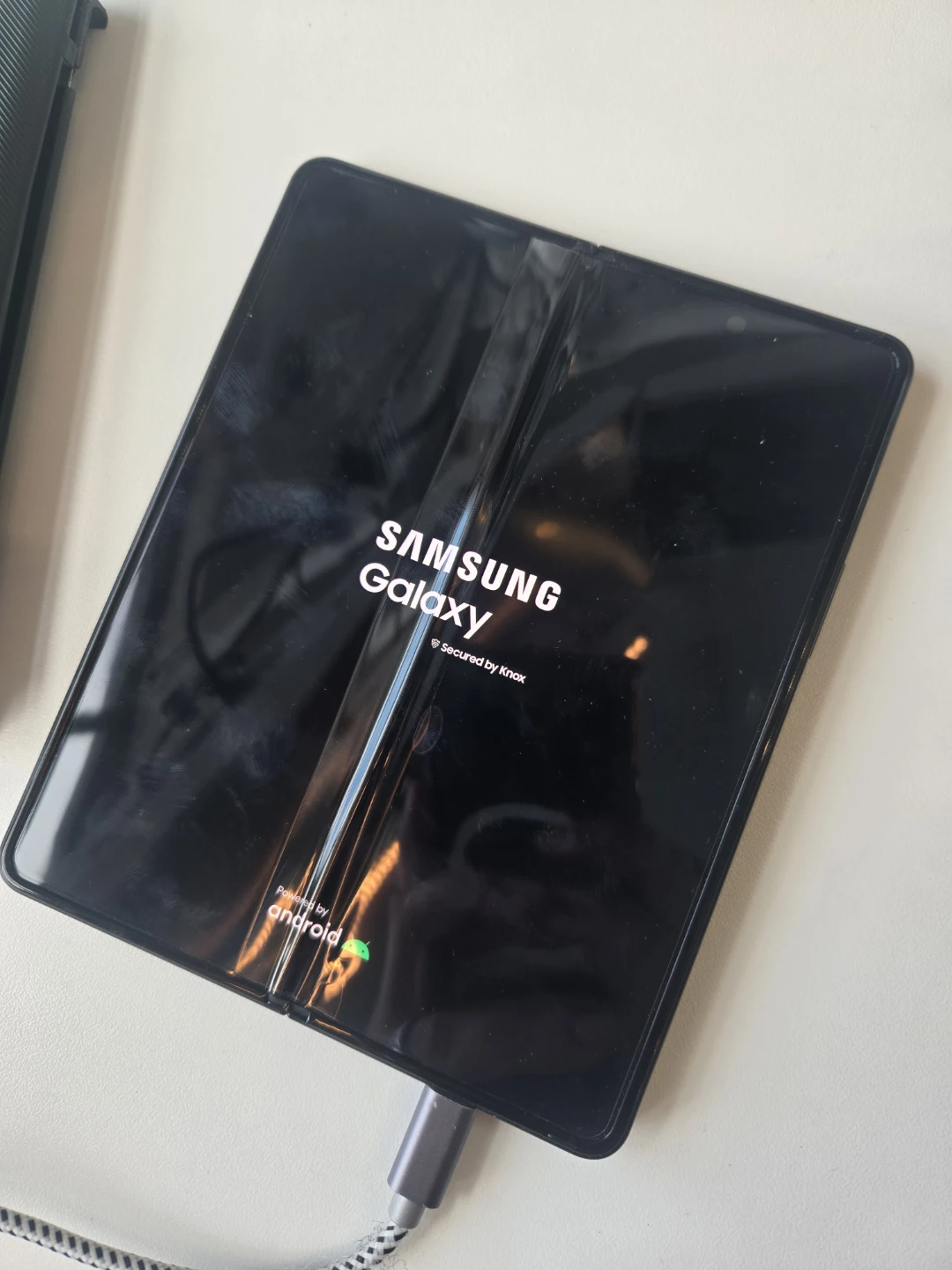 Samsung Galaxy Z Fold 3 5G - photo 3