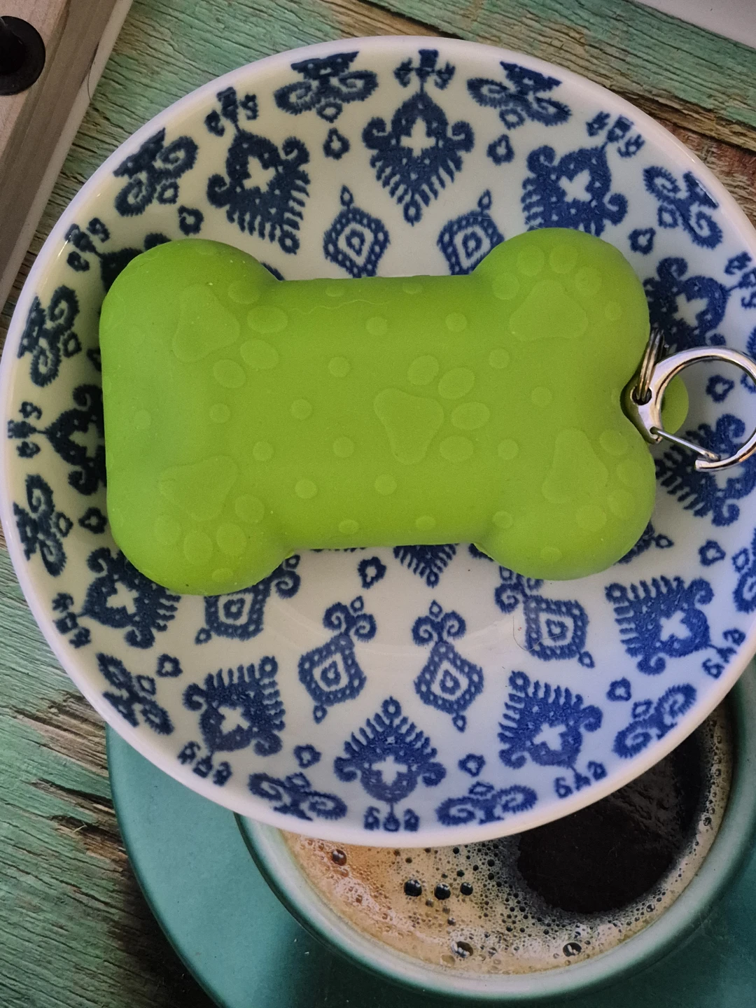Kibble Bubble Bone Treat Storage - photo 3