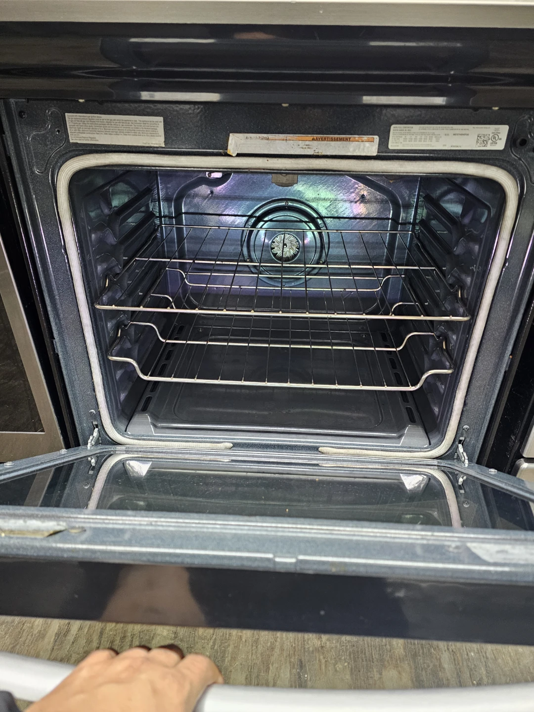 Whirlpool 30in Stainless steel gas stove - photo 3