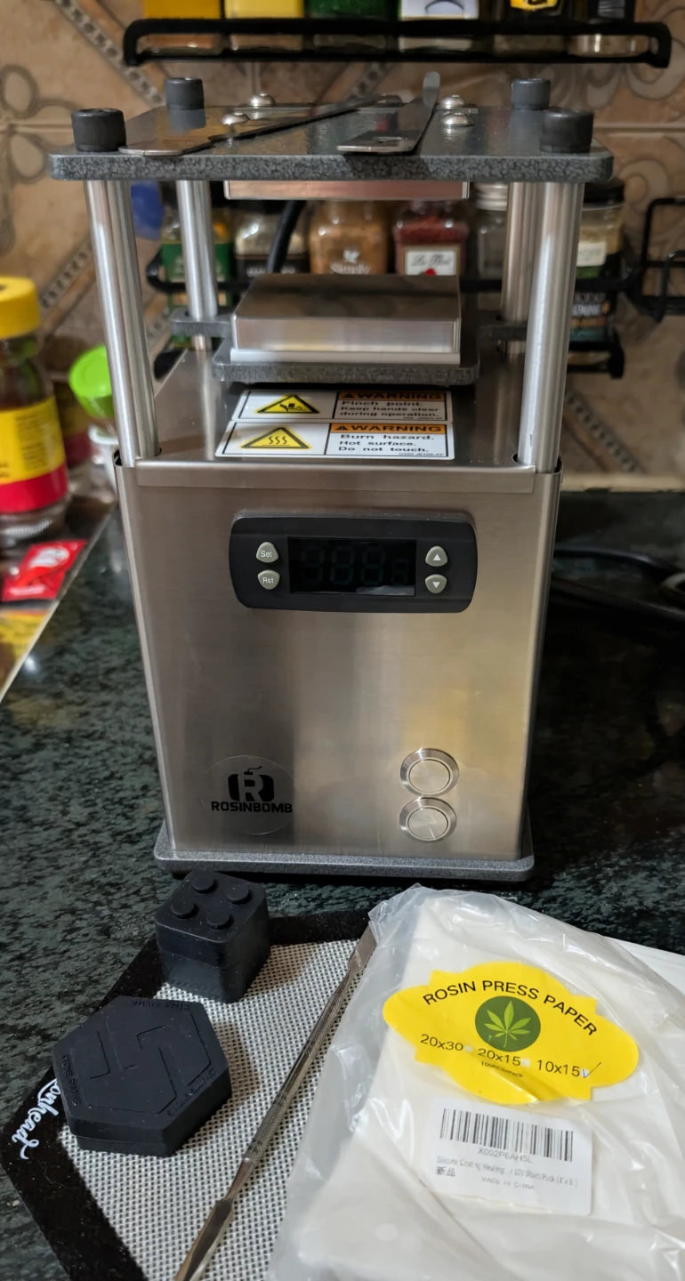 RosinBomb Rocket Small Electric Rosin Press - photo 5