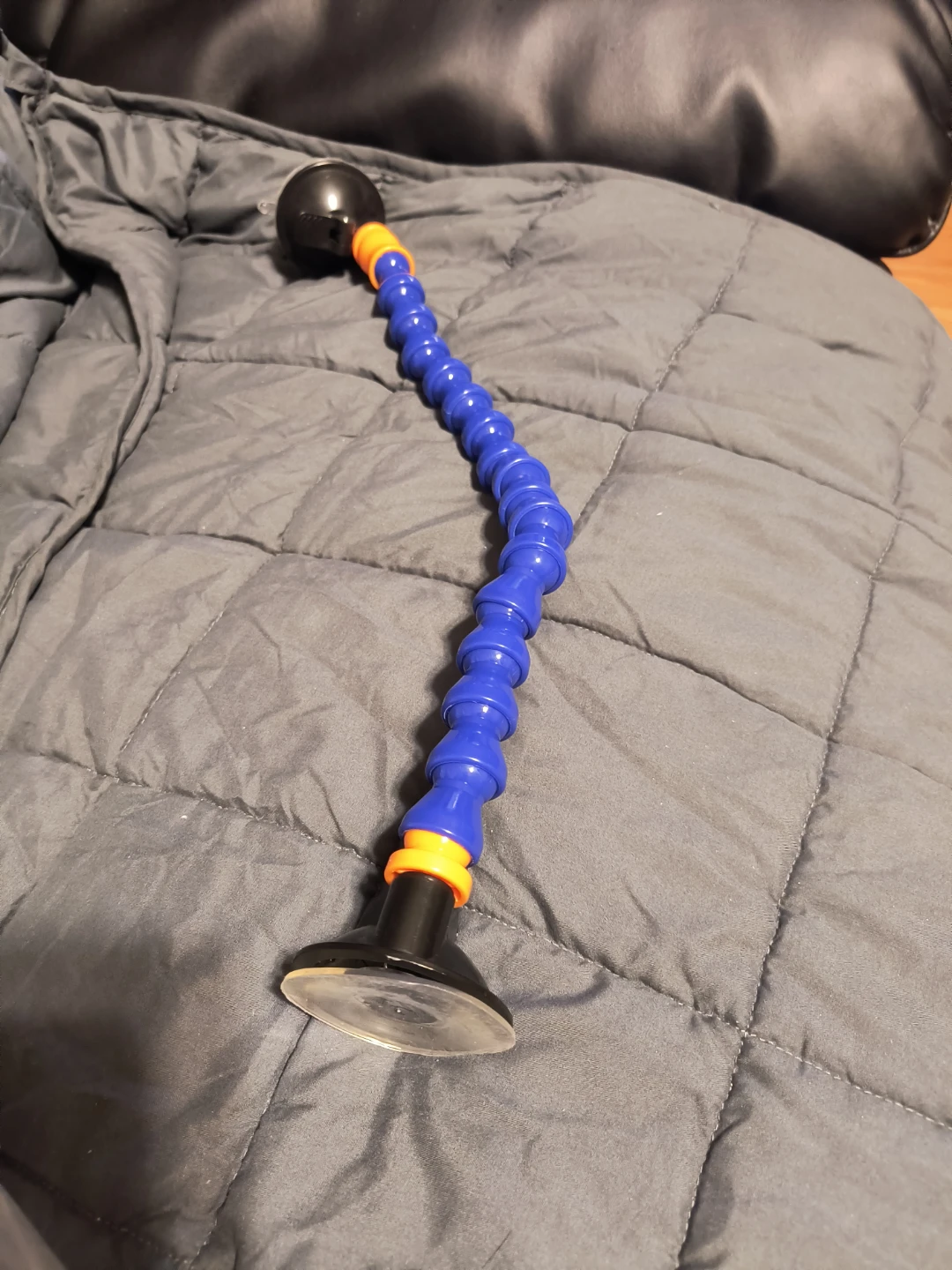 Blue Flexible Gooseneck Holder with Suction Cups