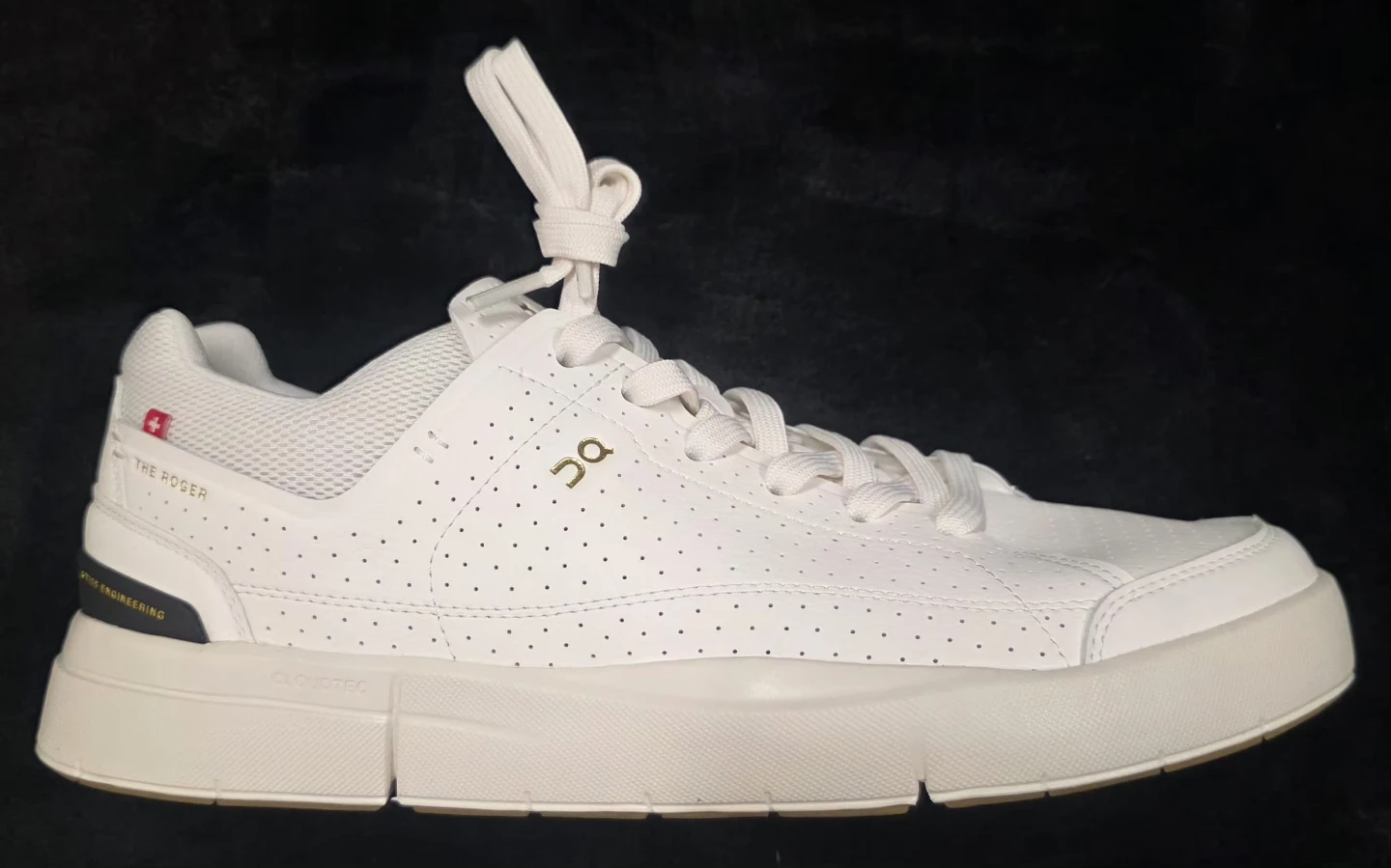 ON The Roger Centre Court White/Black Tennis Shoes - photo 4