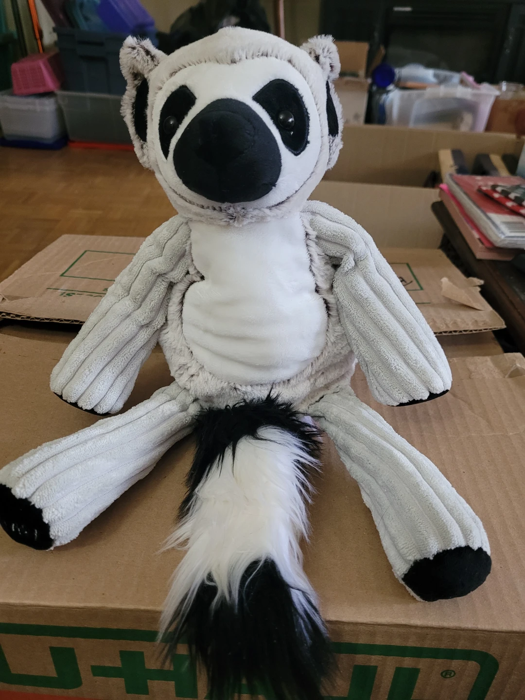 Scentsy Lexi the Lemur Stuffed Toy - photo 2